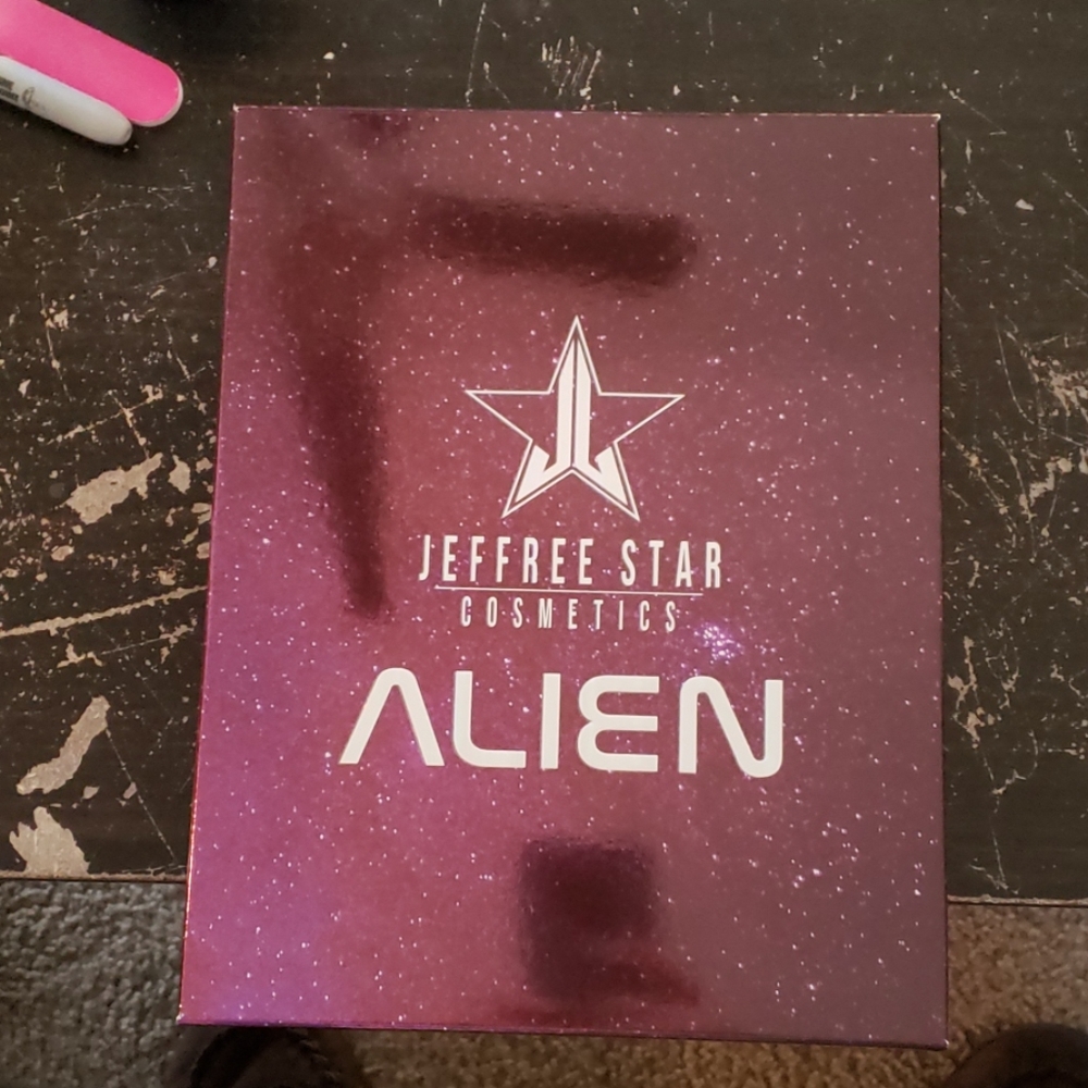 Jeffree Starr Alien Palette NIB